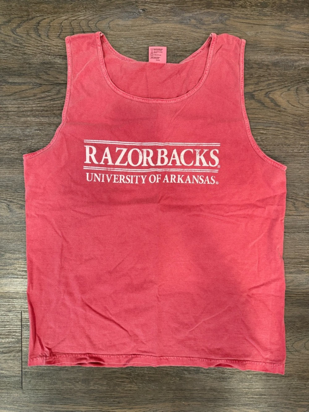 Red Razorbacks University of Arkansas Comfort Colors Tank Top Size Large